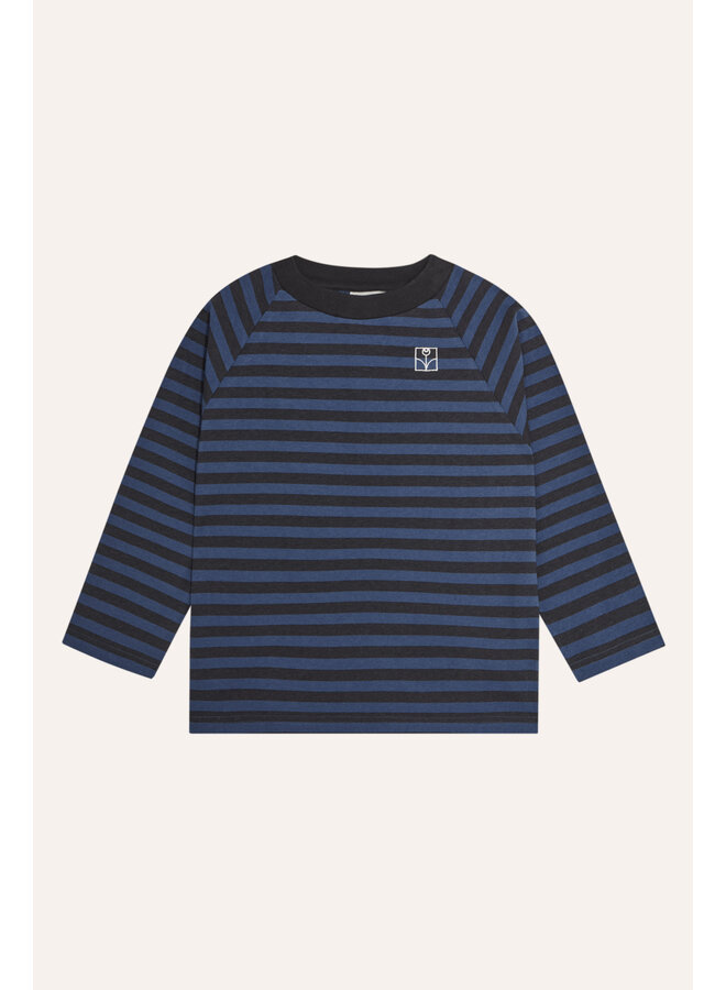 The Campamento | blue and grey stripes tshirt | blue
