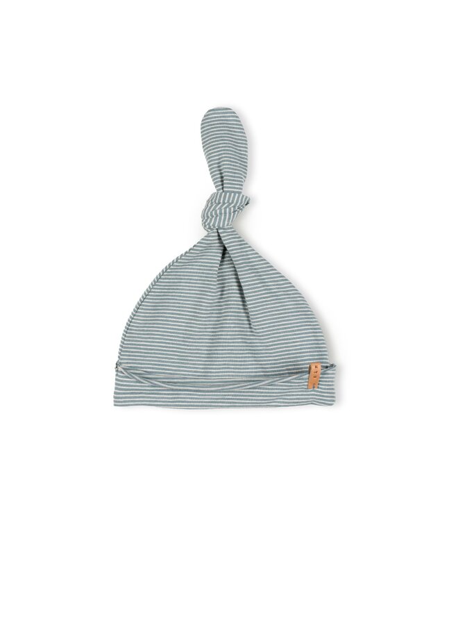 Nixnut | newbie hat | snow stripe