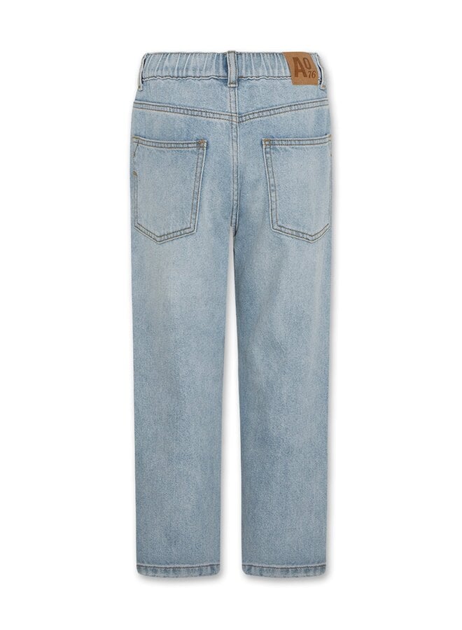 AO76 | james pants light coopers  | wash light