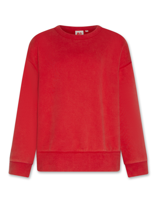 AO76 | oscar sweater anniv  | dark red