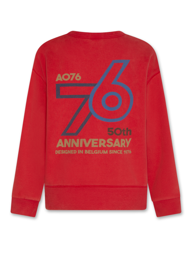 AO76 | oscar sweater anniv  | dark red