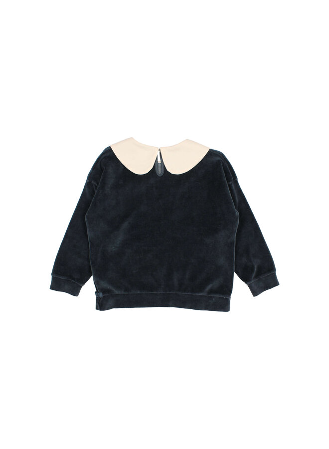 Buho | velvet sweatshirt | whale