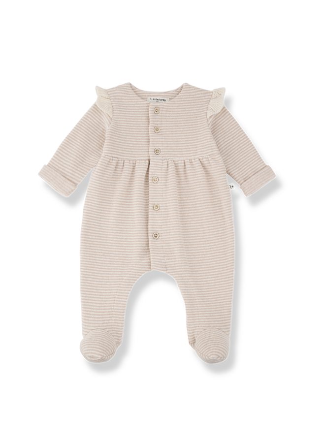 1+ in the family | orleans | nude