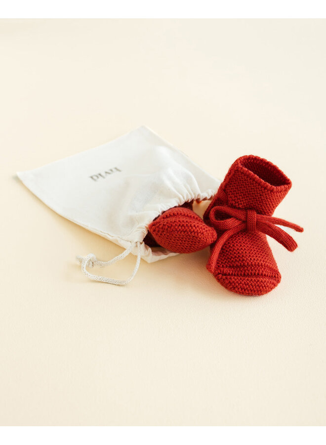 Hvid | booties | red