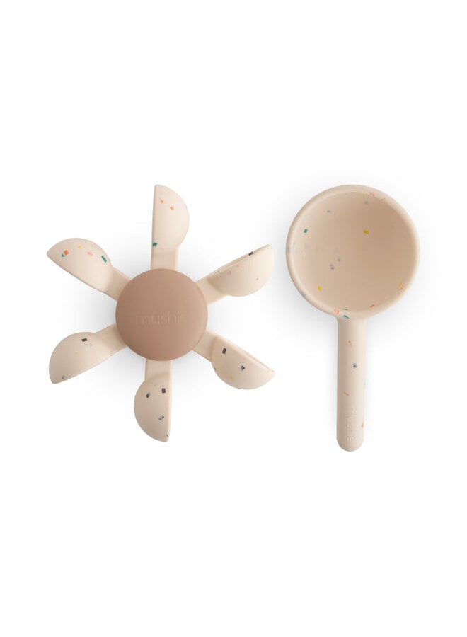 Mushie | bath toy | water wheel