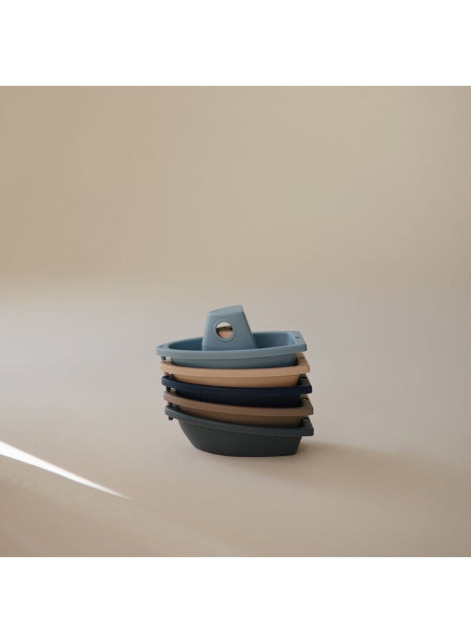 Mushie | bath boats | ocean