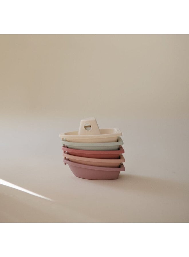 Mushie | bath boats | pastel