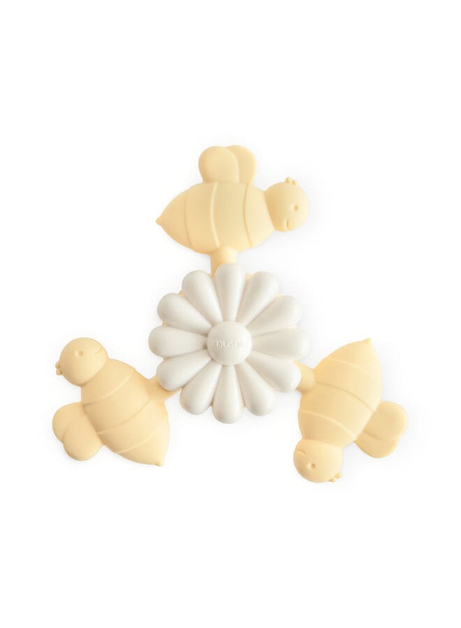Mushie | suction spinner toy | bee
