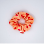 Colori Ribelle | scrunchie peach hearts
