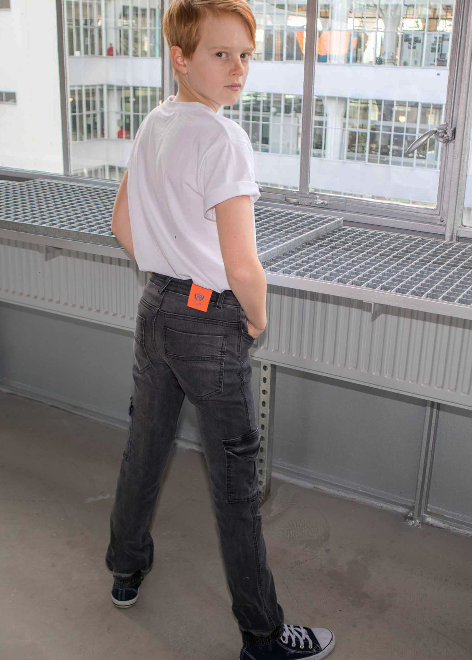 Dutch dream denim FIKIRI, SLIM FIT power stretch cargo jeans met dubbele laag stof op de knieën