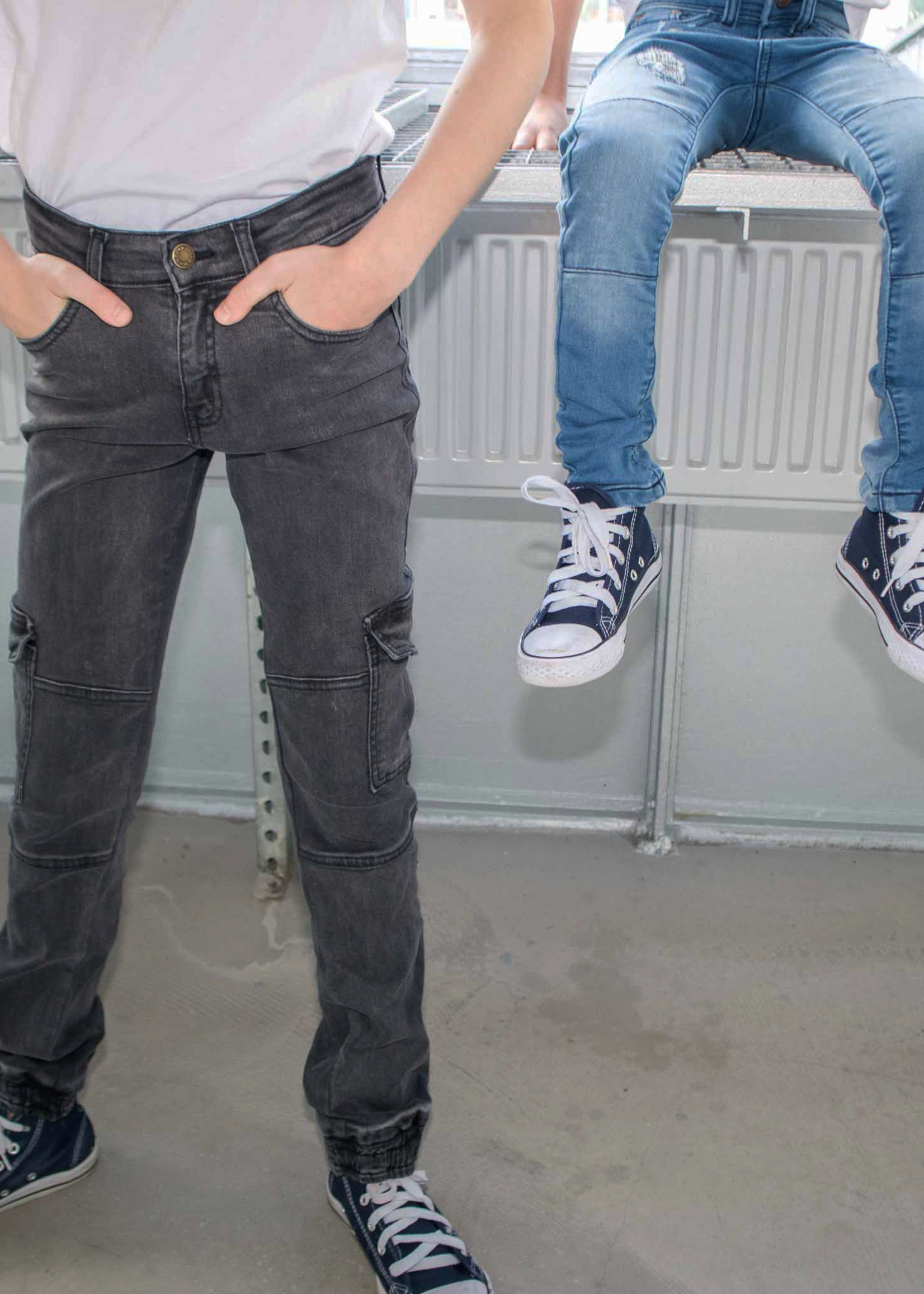 Dutch dream denim FIKIRI, SLIM FIT power stretch cargo jeans met dubbele laag stof op de knieën