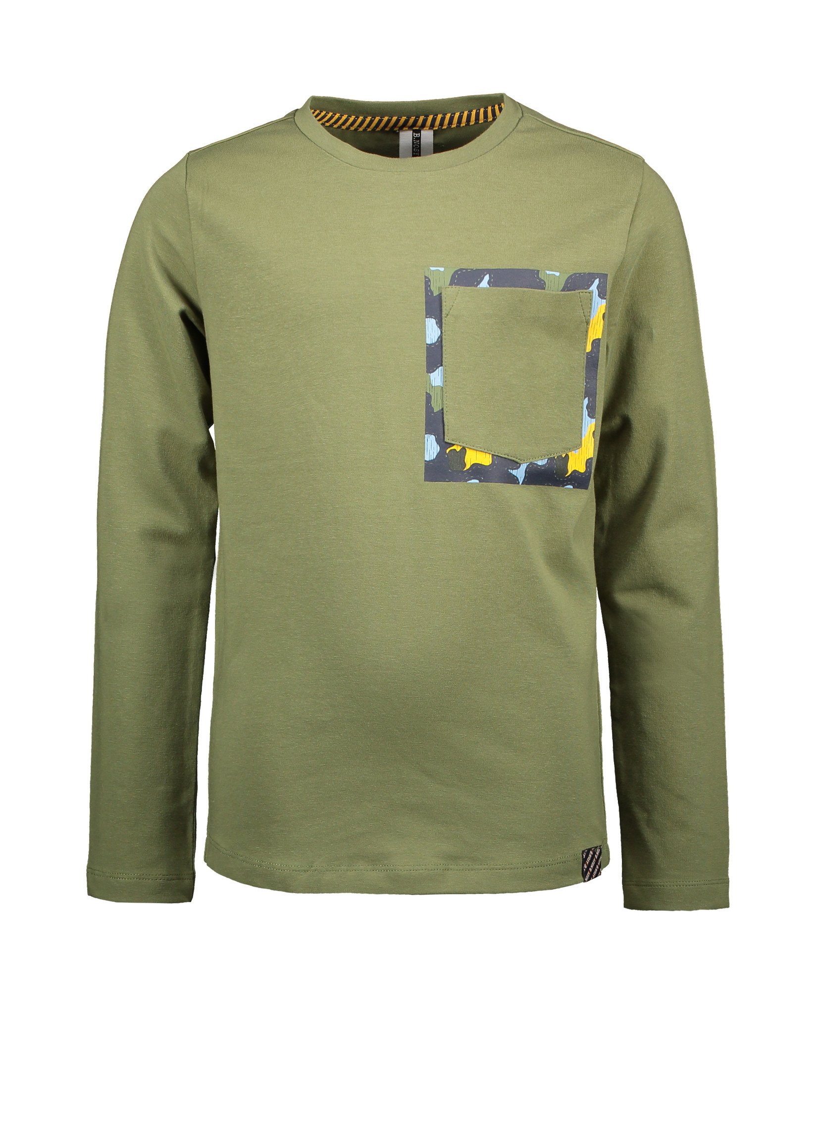 B-Nosy Boys t-shirt with print behind patched pocket, warrior green