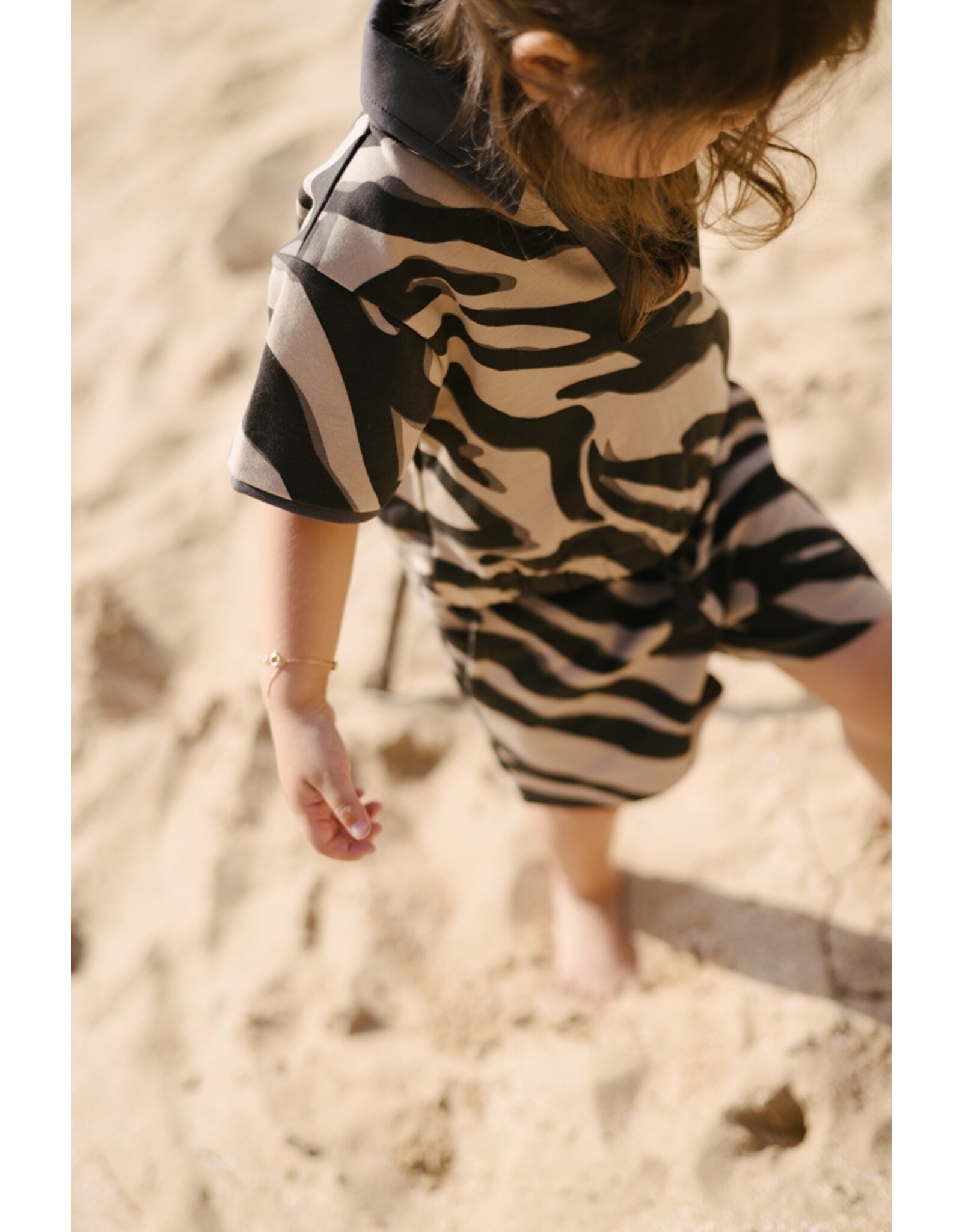 Levv Labels Little Girls Shortsleeve Sweater AOP Grey Animal MIRALS242