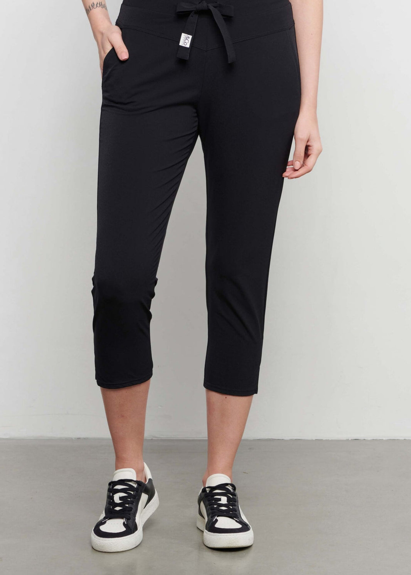 &Co Woman Travel Capri Broek Phoenix - Black
