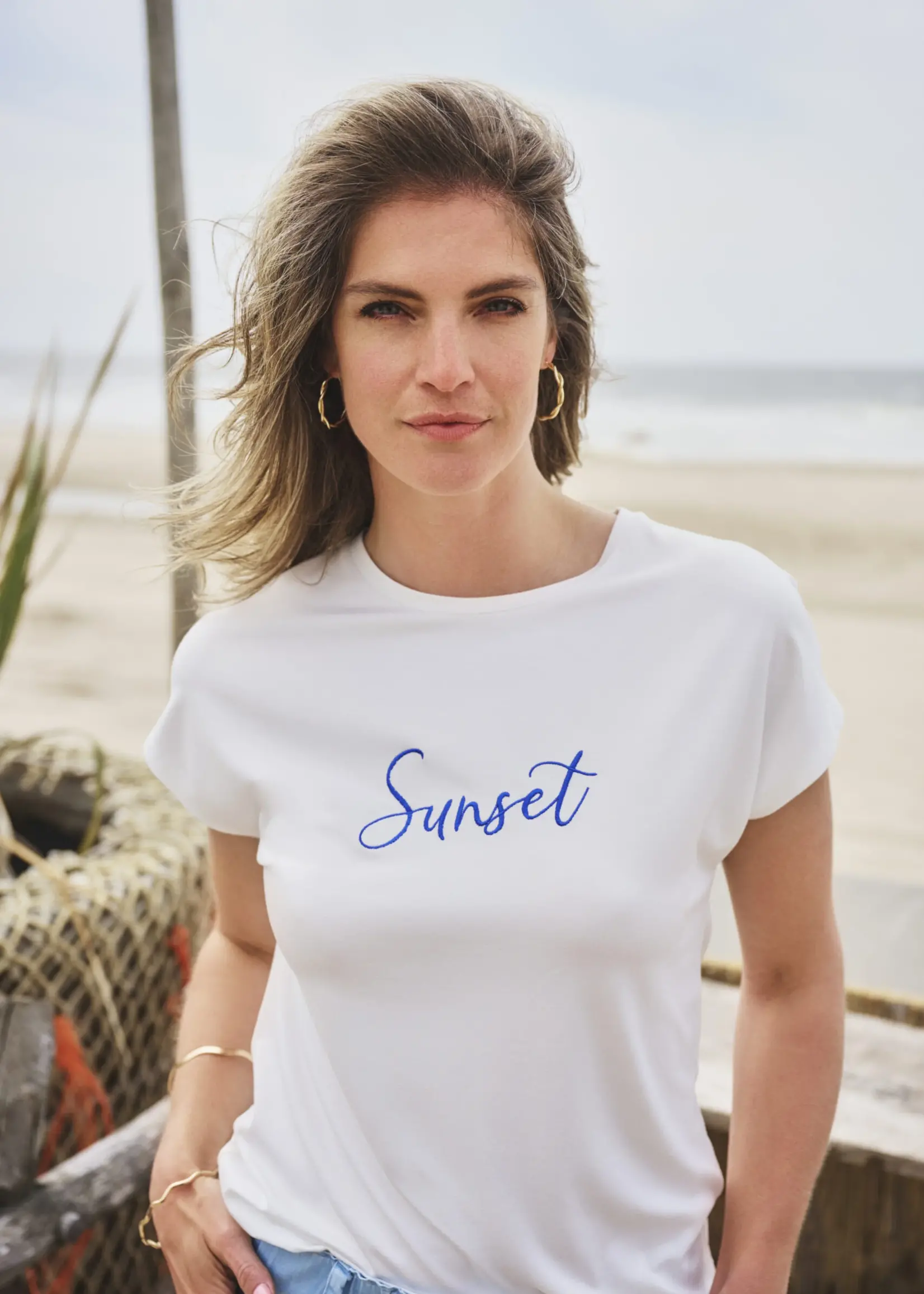Elvira T-shirt Sunset - Offwhite Blue