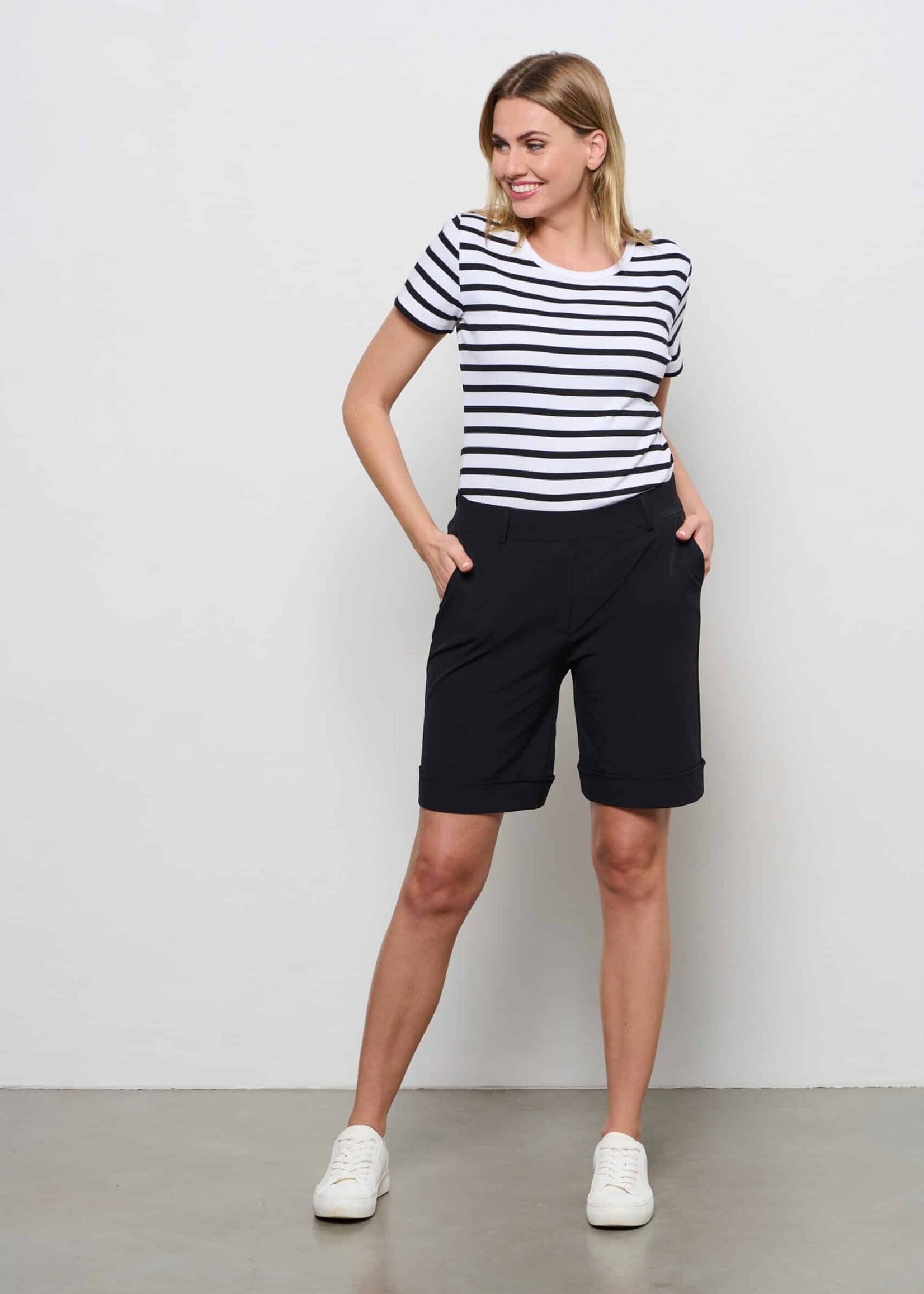 &Co Woman Travel Korte Broek Philis - Black