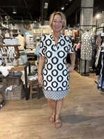 Angelle Milan Jurk/Tuniek Korte Mouw Travel - Print Offwhite Zwart