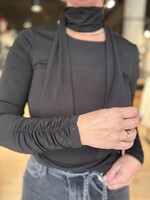 Red Button Tee With Bow - Black