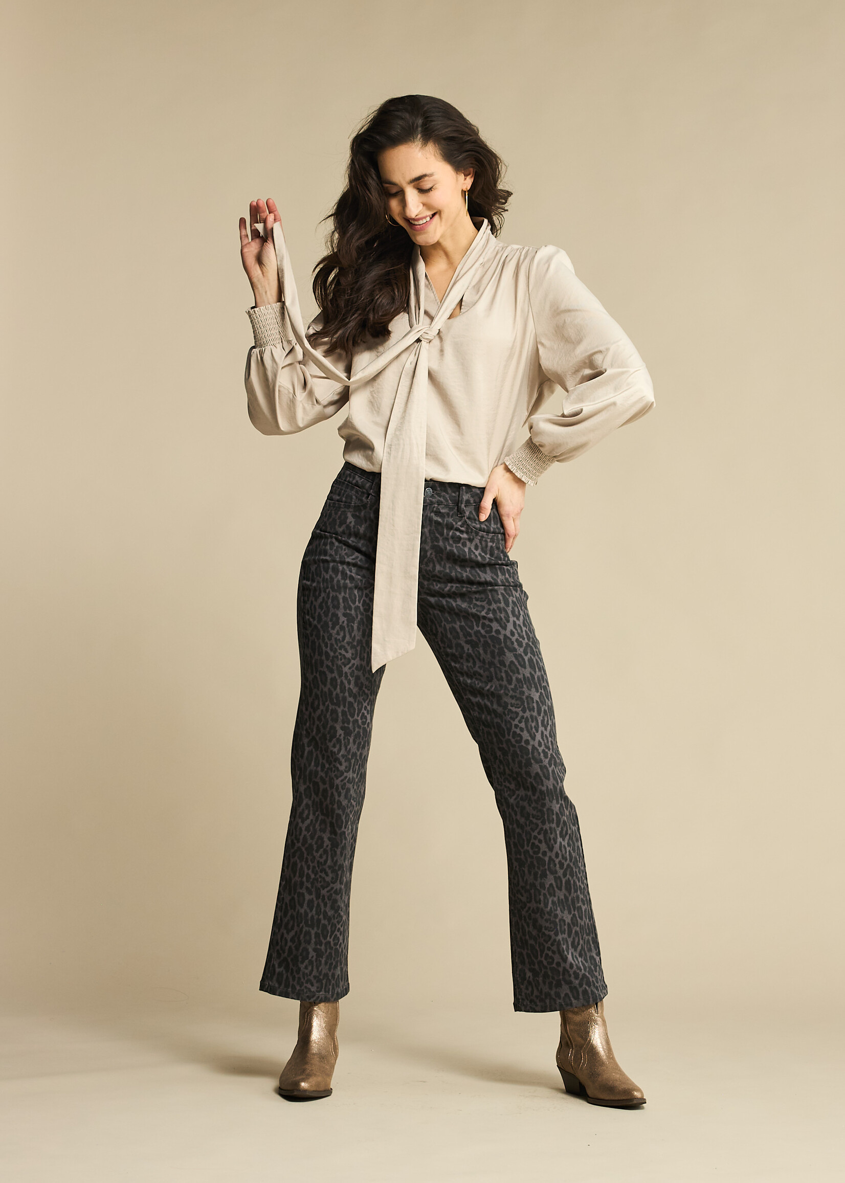 Red Button Estelle Bow Sparkle - Latte