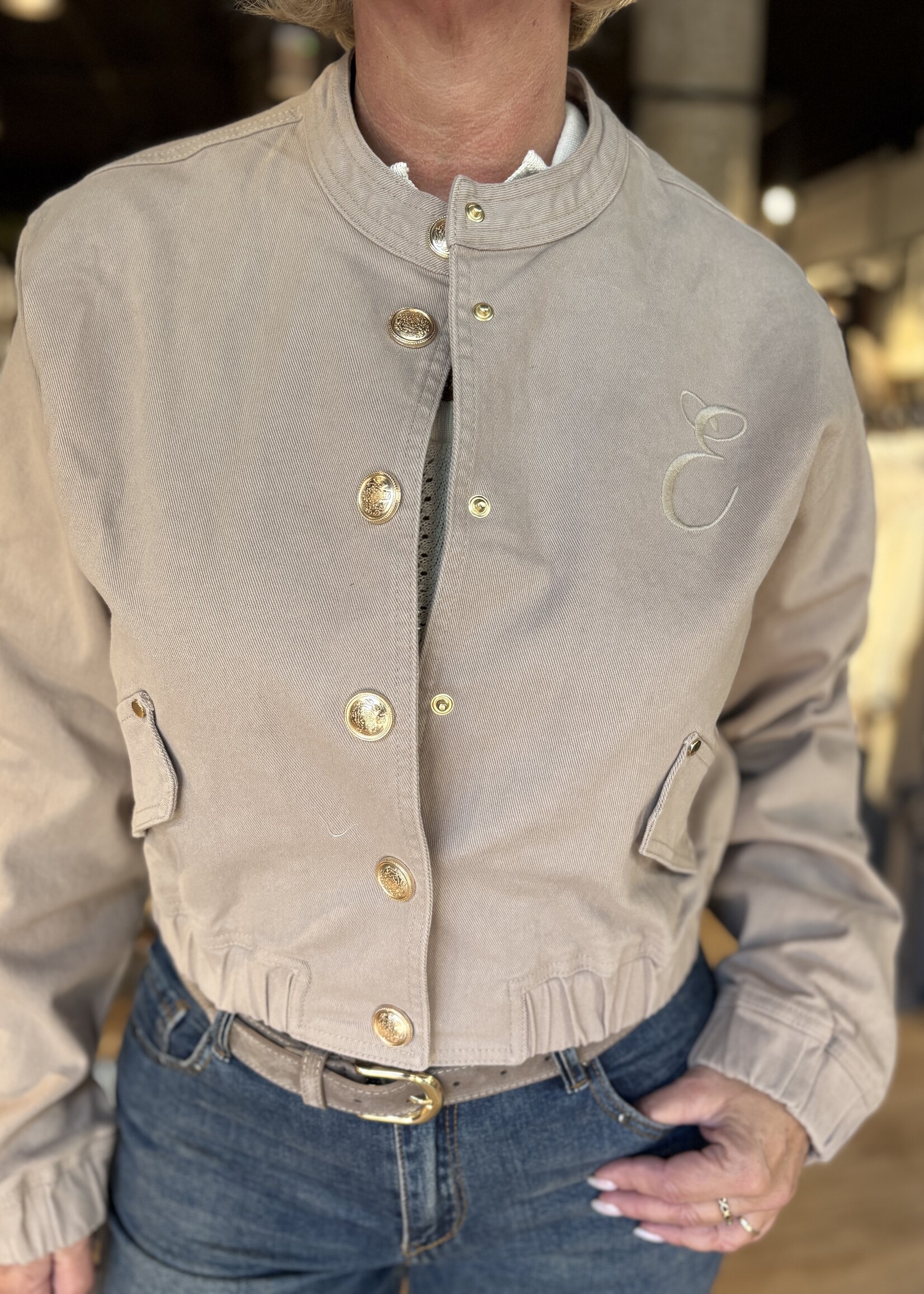 Elvira Bomber Jenny - Sand