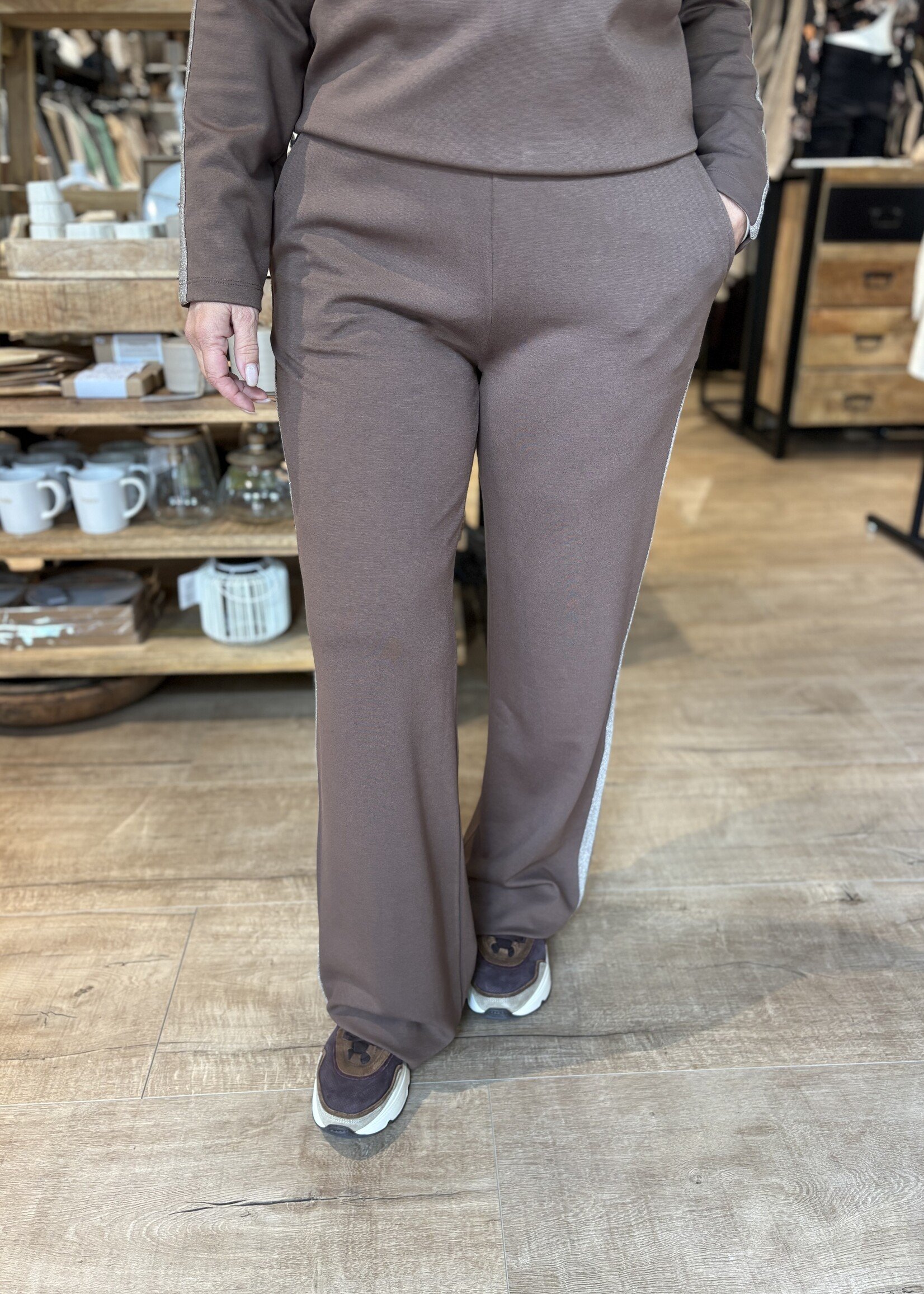 Sophia Perla Broek Joann Uni - Bruin