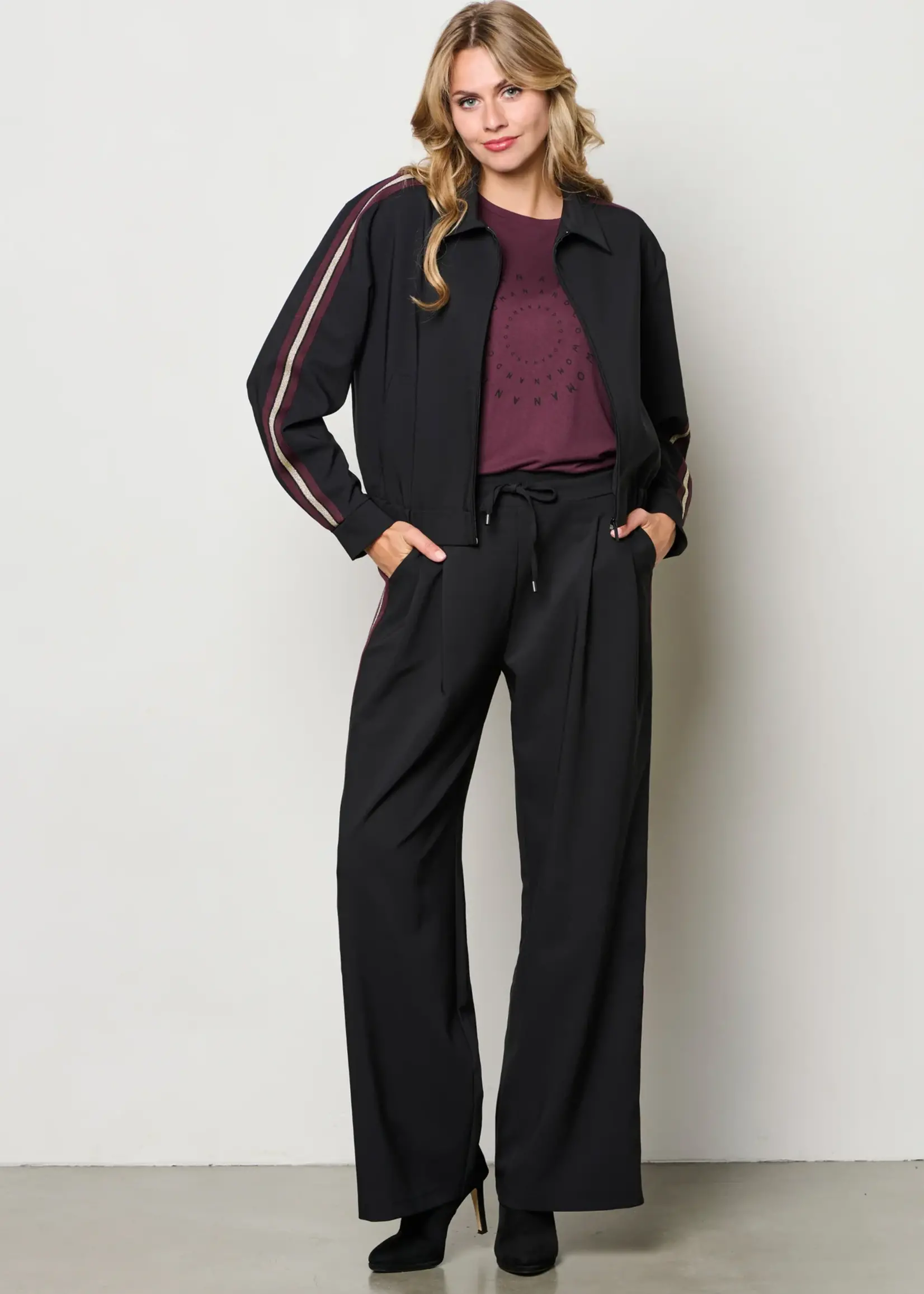 &Co Woman T-shirt Signy 100% Viscose - Aubergine