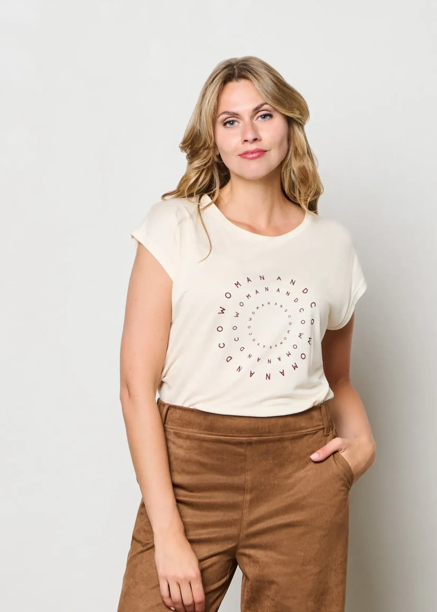 &Co Woman T-shirt Signy 100% Viscose - Beige