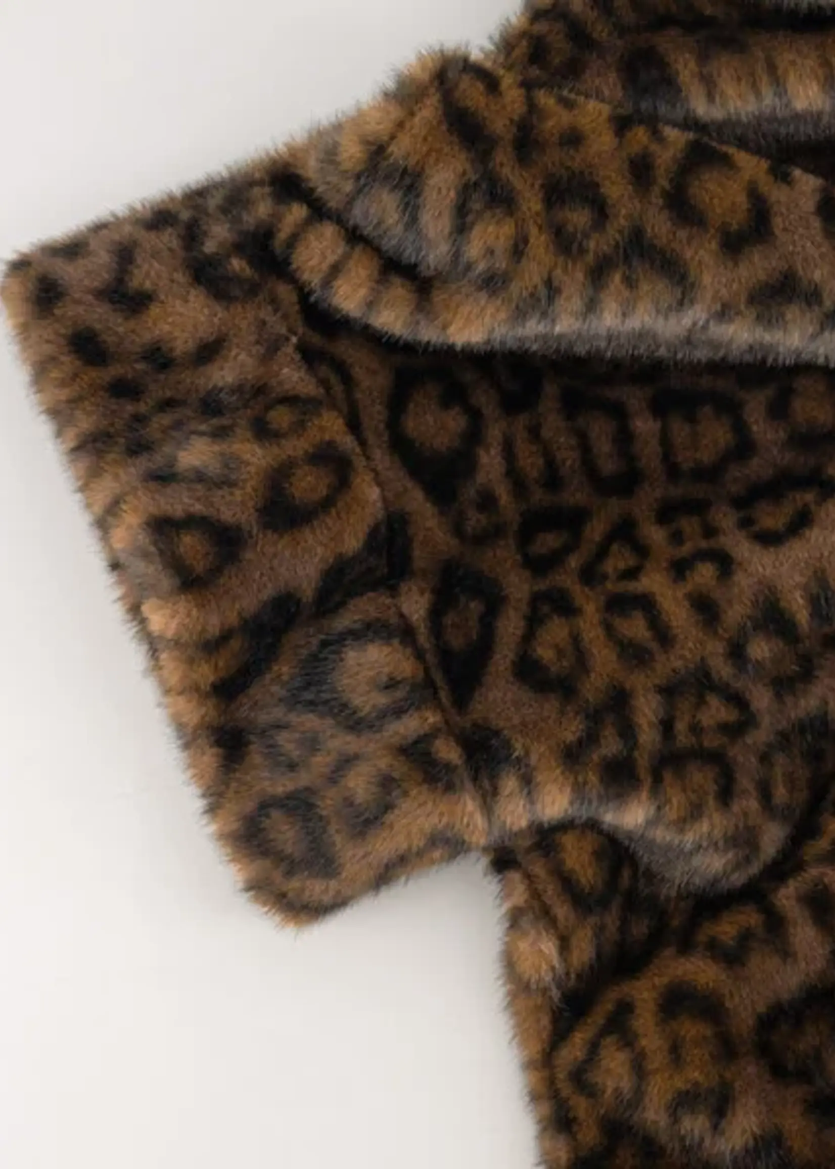 Bei ut Maril & Bei d'r Lars Faux Fur Jas Celia - Leopard