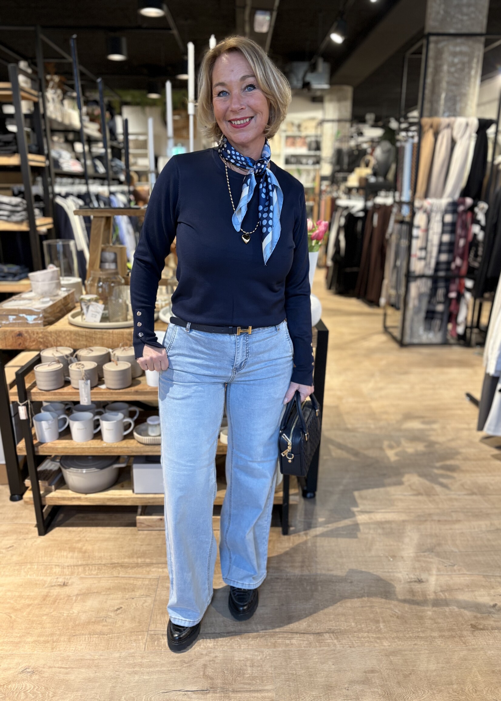 Freequent Trui Katie Gold Button - Navy