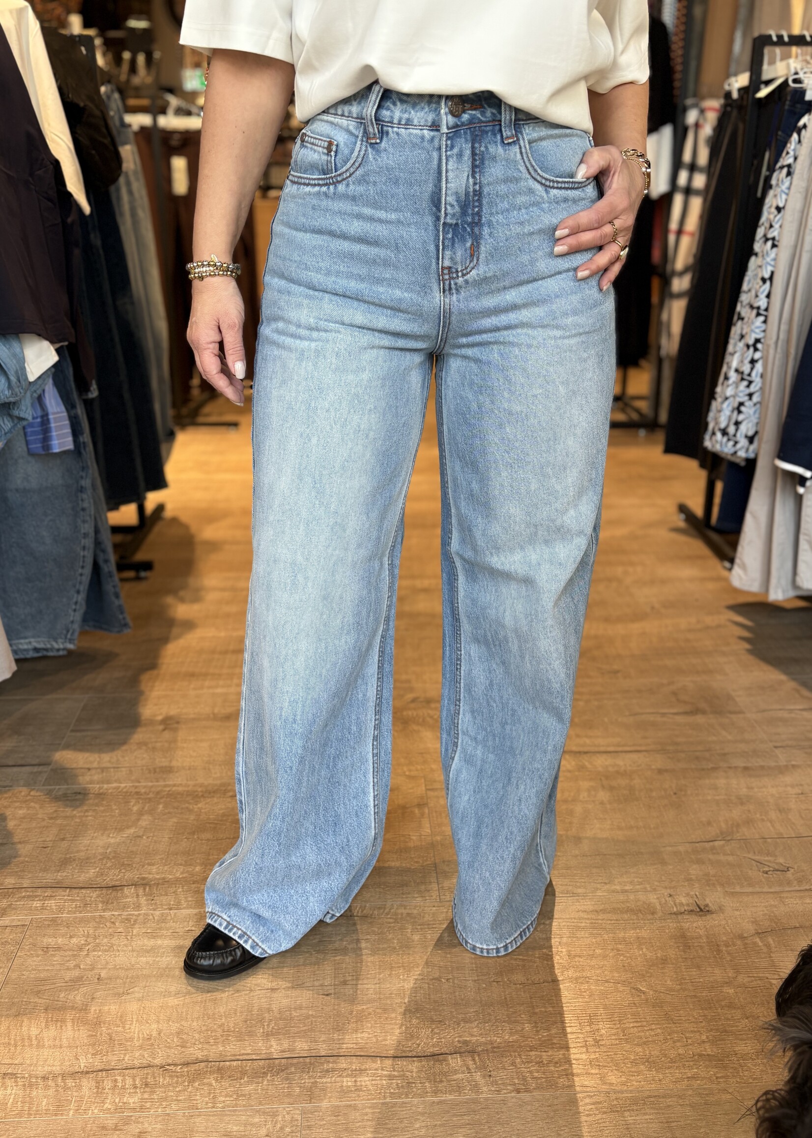 MADE PUBLIC Jeans Nova Wide Leg - Lightblue