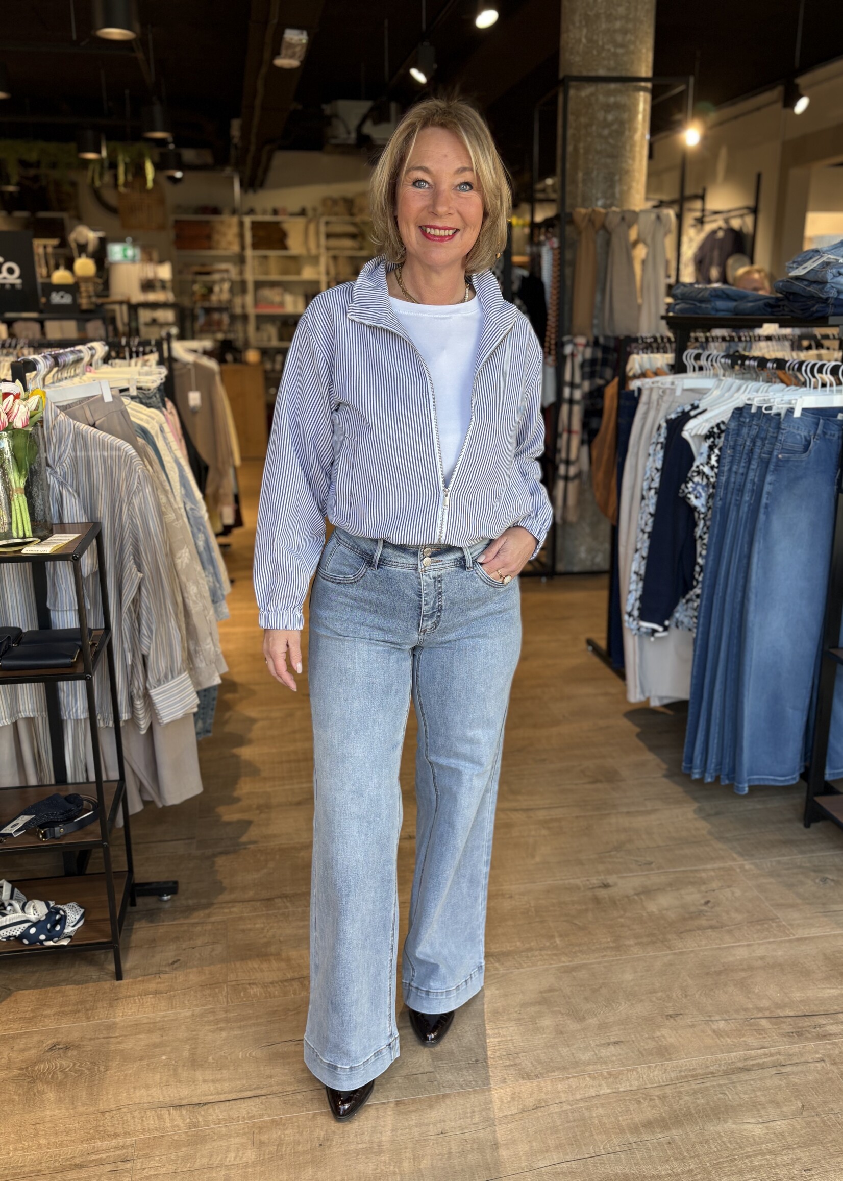 Freequent Jeans Lopez Flared Leg - Light Blue Denim