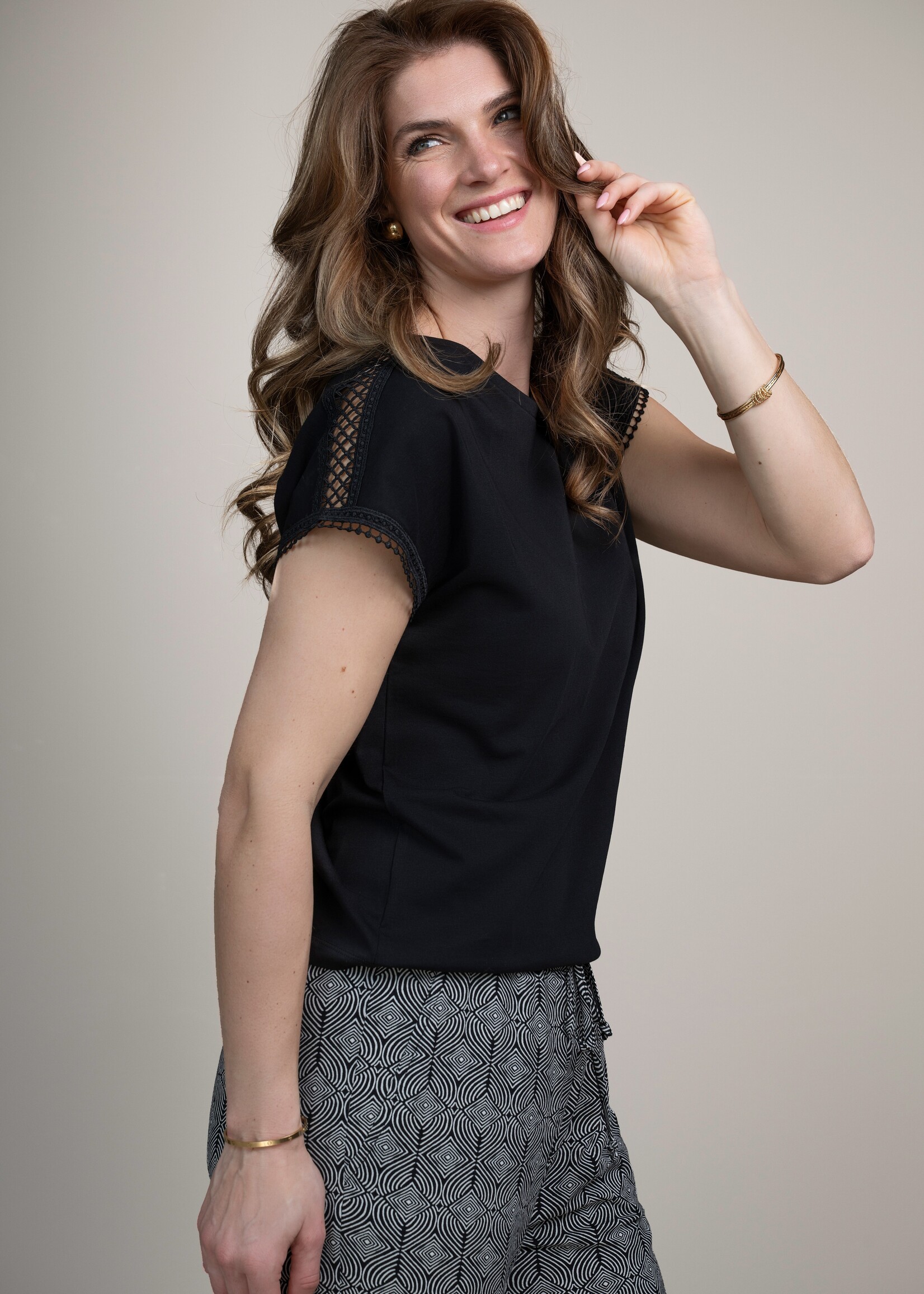 Elvira Top Lianne - Black