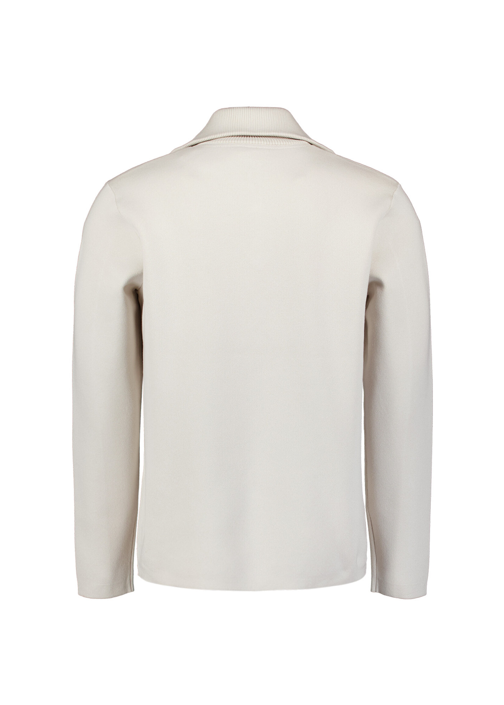 No Excess Pullover Wing Collar - Chalk