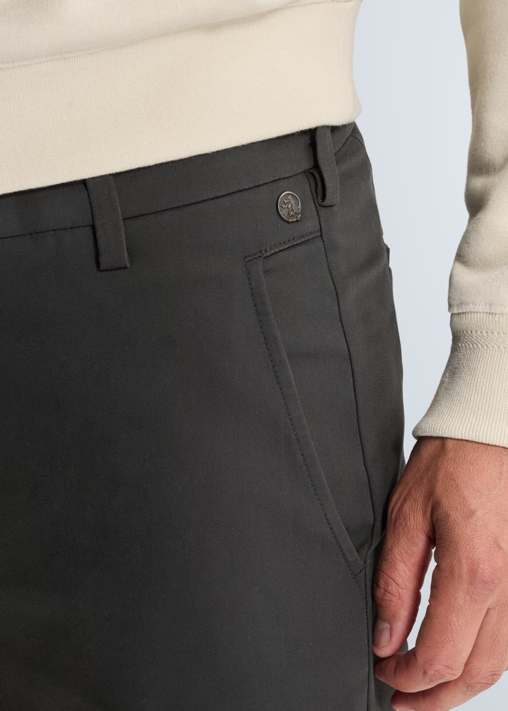 Cast Iron Chino Cylas Tapered - Seas Storm