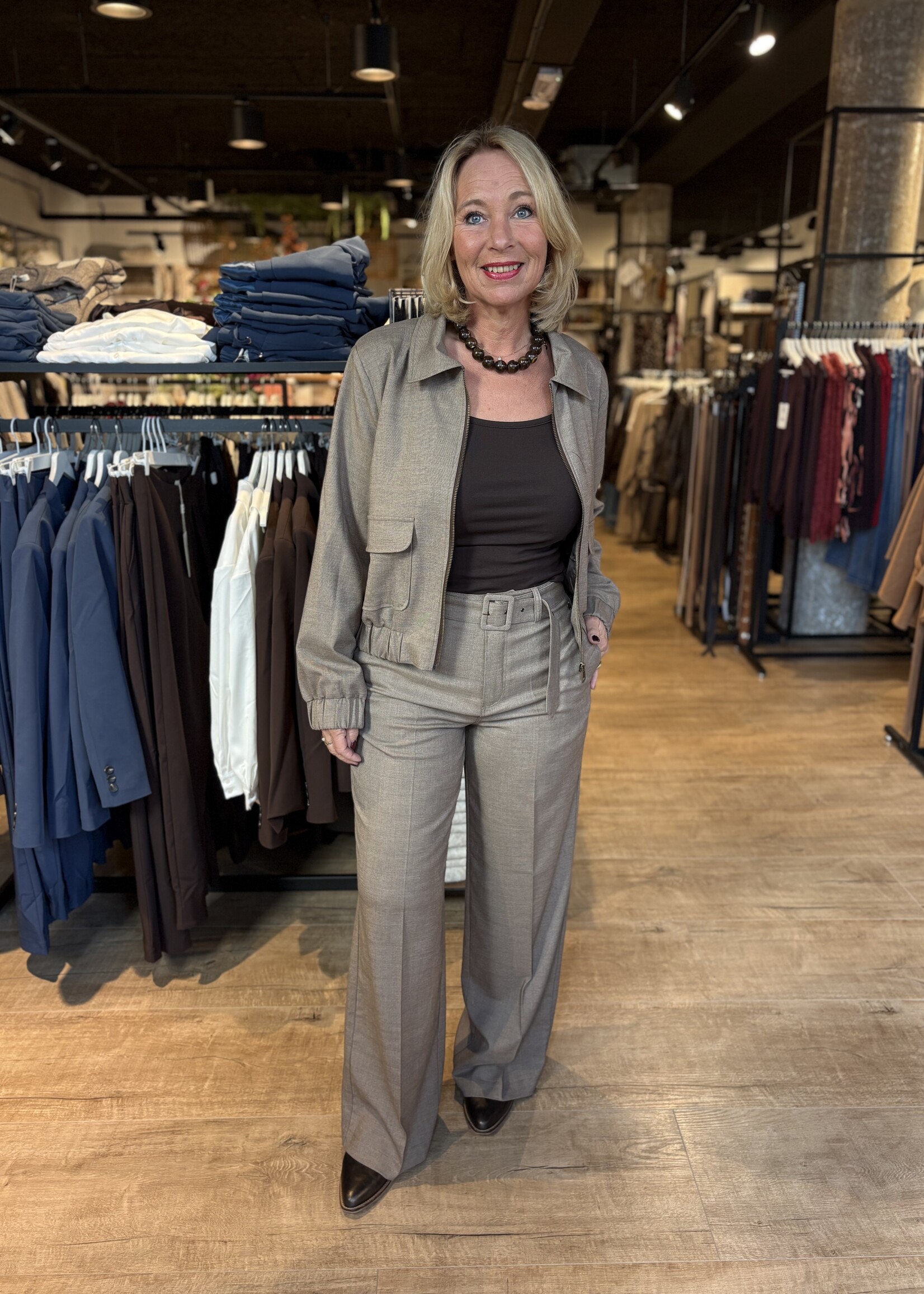 Elvira Broek Rumi - Cappuccino Check