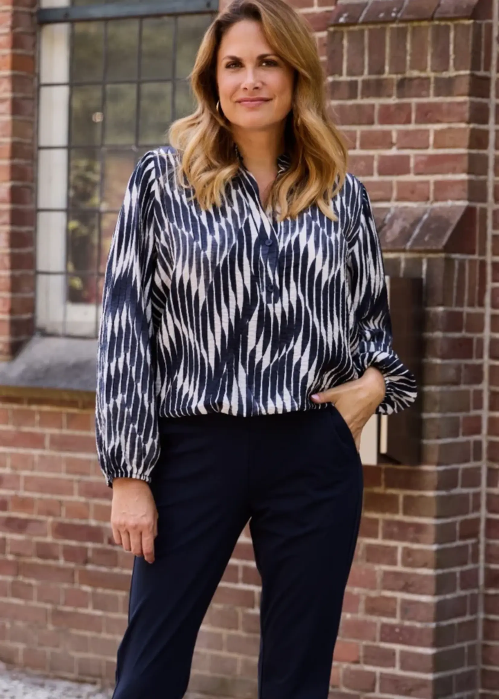 ZOSO Blouse Printed Nadia - Navy Offwhite
