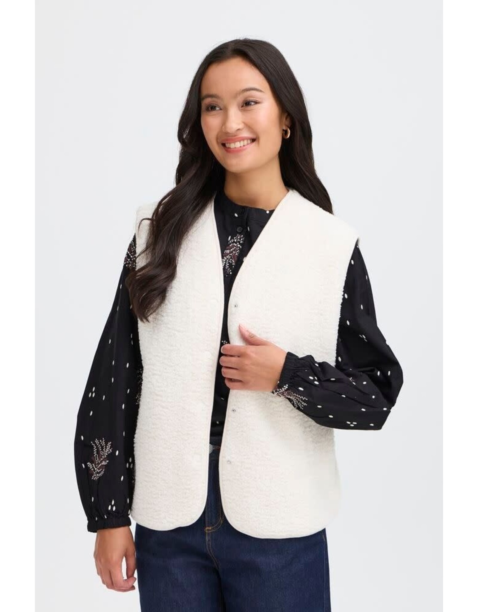 Fransa 34 waistcoat 20617286 frgwynne 110701 white