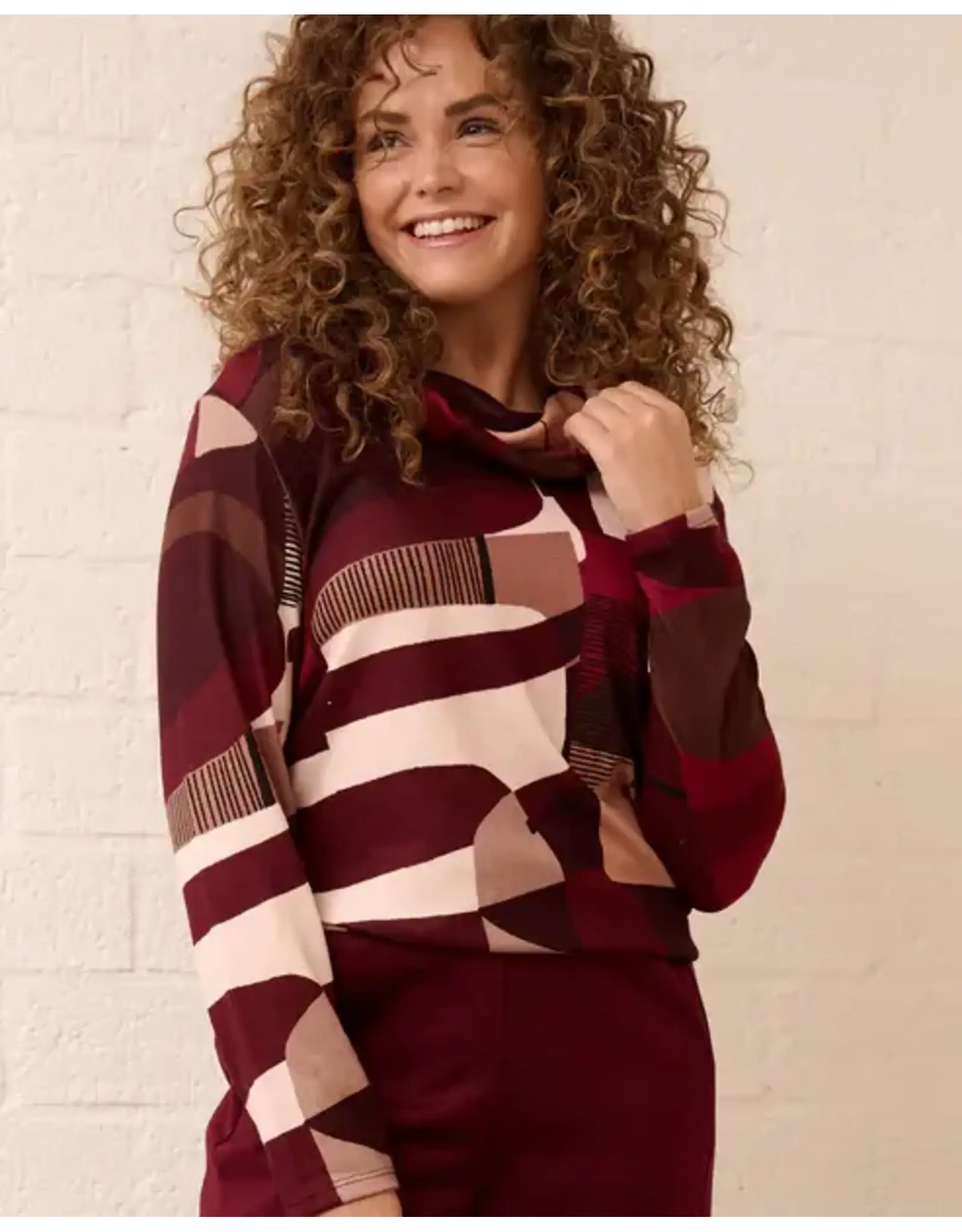 85 top 7619 FOS Nico aquarel bordeaux