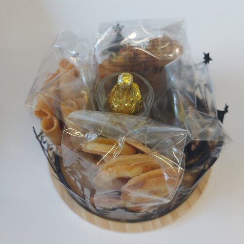 Reuze theelicht skyline met koekjes
