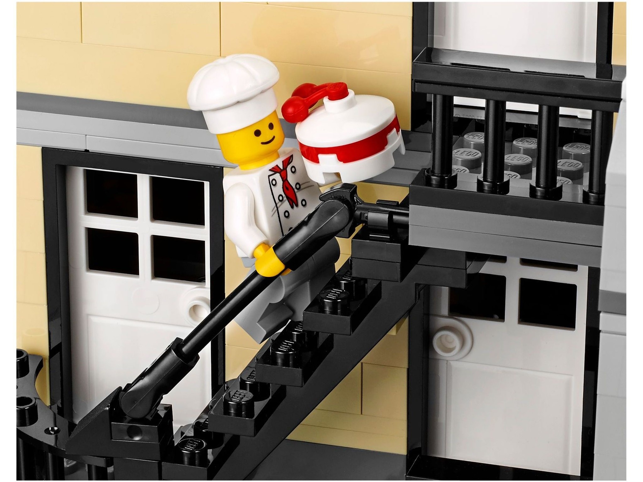 LEGO 10255 huren? Bricksverhuur