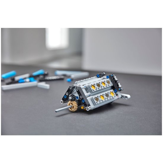 LEGO 42083 Bugatti Chiron