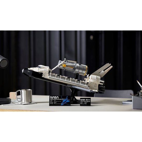 LEGO 10283 NASA Ruimtevaart raket