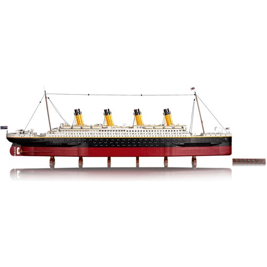 LEGO 10294 Titanic