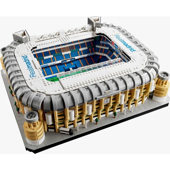 LEGO 10299 Real Madrid – stadion Santiago Bernabéu
