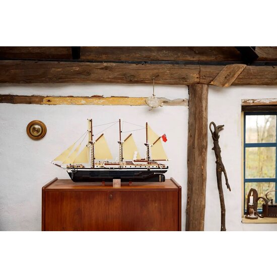 LEGO 10335 De Endurance