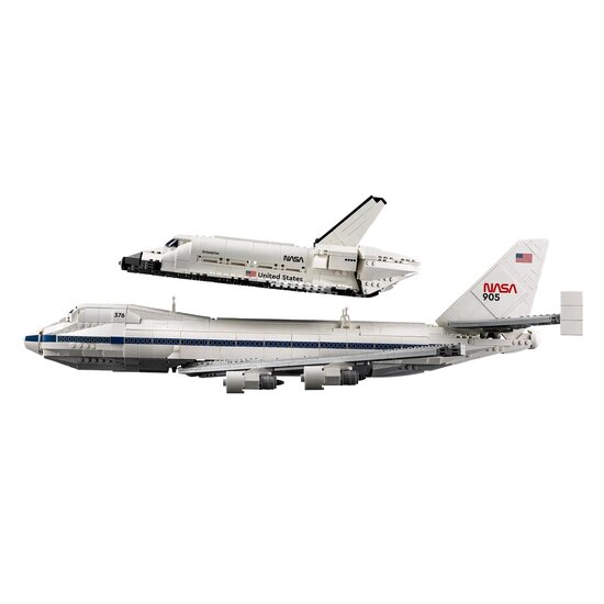 LEGO 10360 Shuttle Carrier Aircraft
