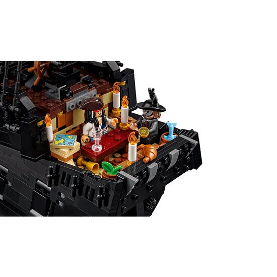 LEGO 10365 Het piratenschip van kapitein Jack Sparrow