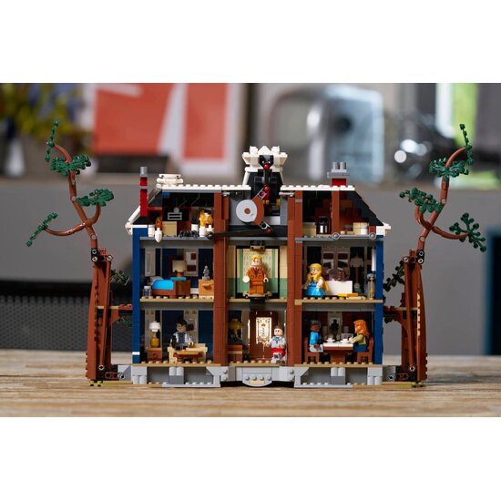 LEGO 11370 Stranger Things: Het huis van de familie Creel