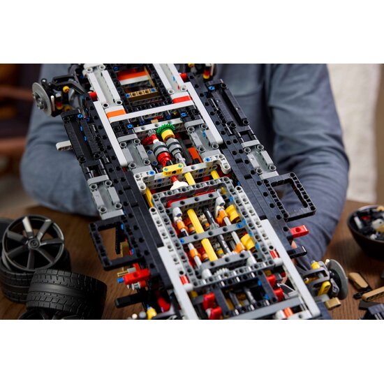 LEGO 42232 Koenigsegg Sadair's Spear megacar