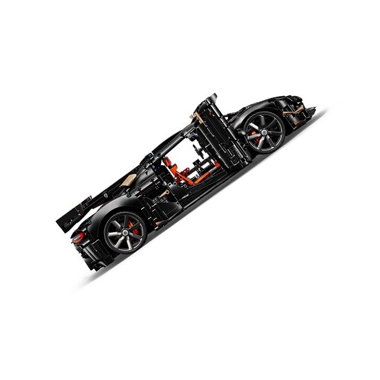 LEGO 42232 Koenigsegg Sadair's Spear megacar